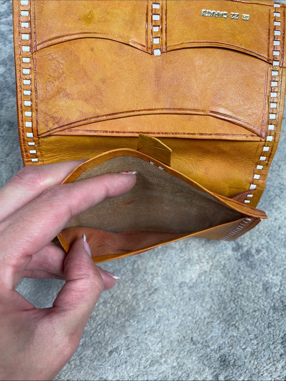 Vintage Leather Bifold 22 Carats Florentine Wallet Bohemian - Picture 9 of 12